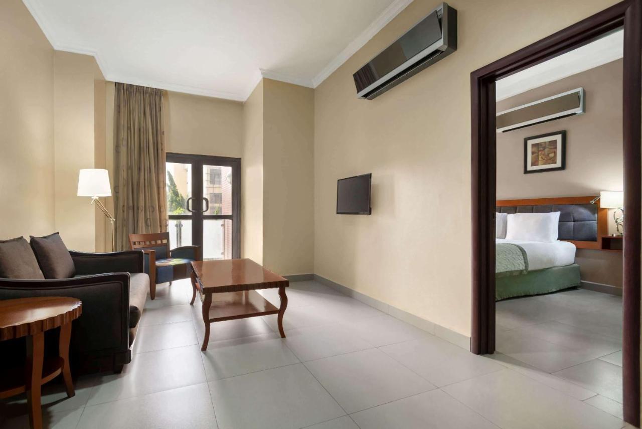 Hawthorn Suites By Wyndham Abuja Exteriör bild