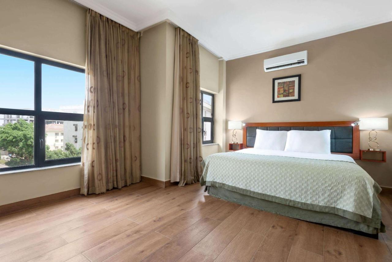 Hawthorn Suites By Wyndham Abuja Exteriör bild