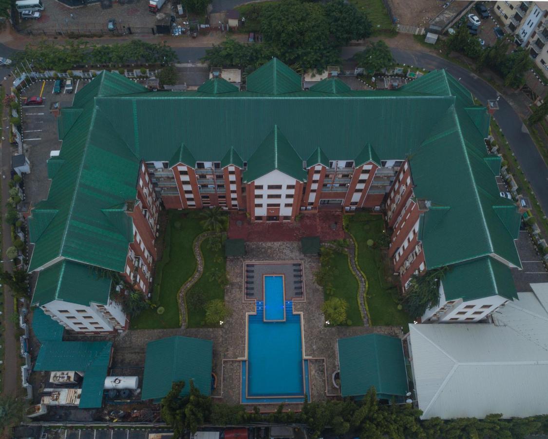 Hawthorn Suites By Wyndham Abuja Exteriör bild