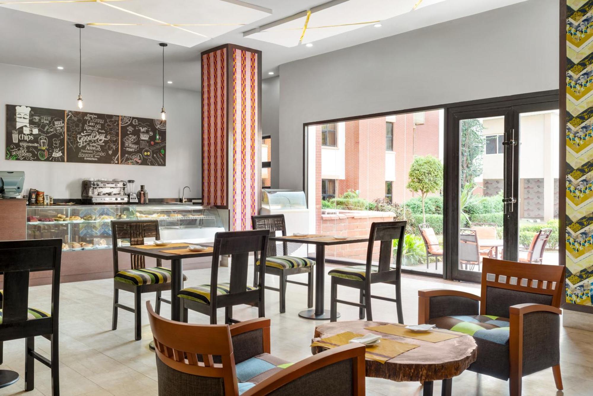 Hawthorn Suites By Wyndham Abuja Exteriör bild
