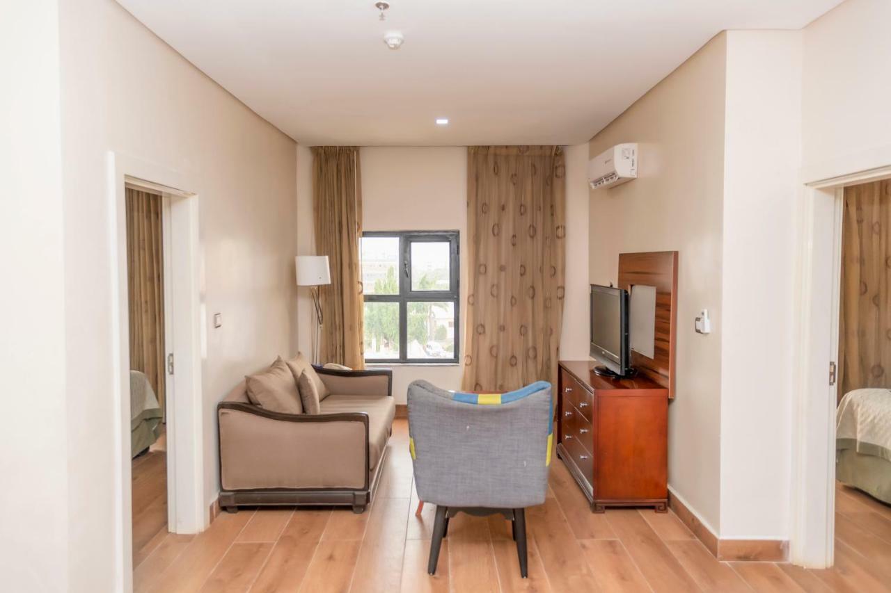 Hawthorn Suites By Wyndham Abuja Exteriör bild
